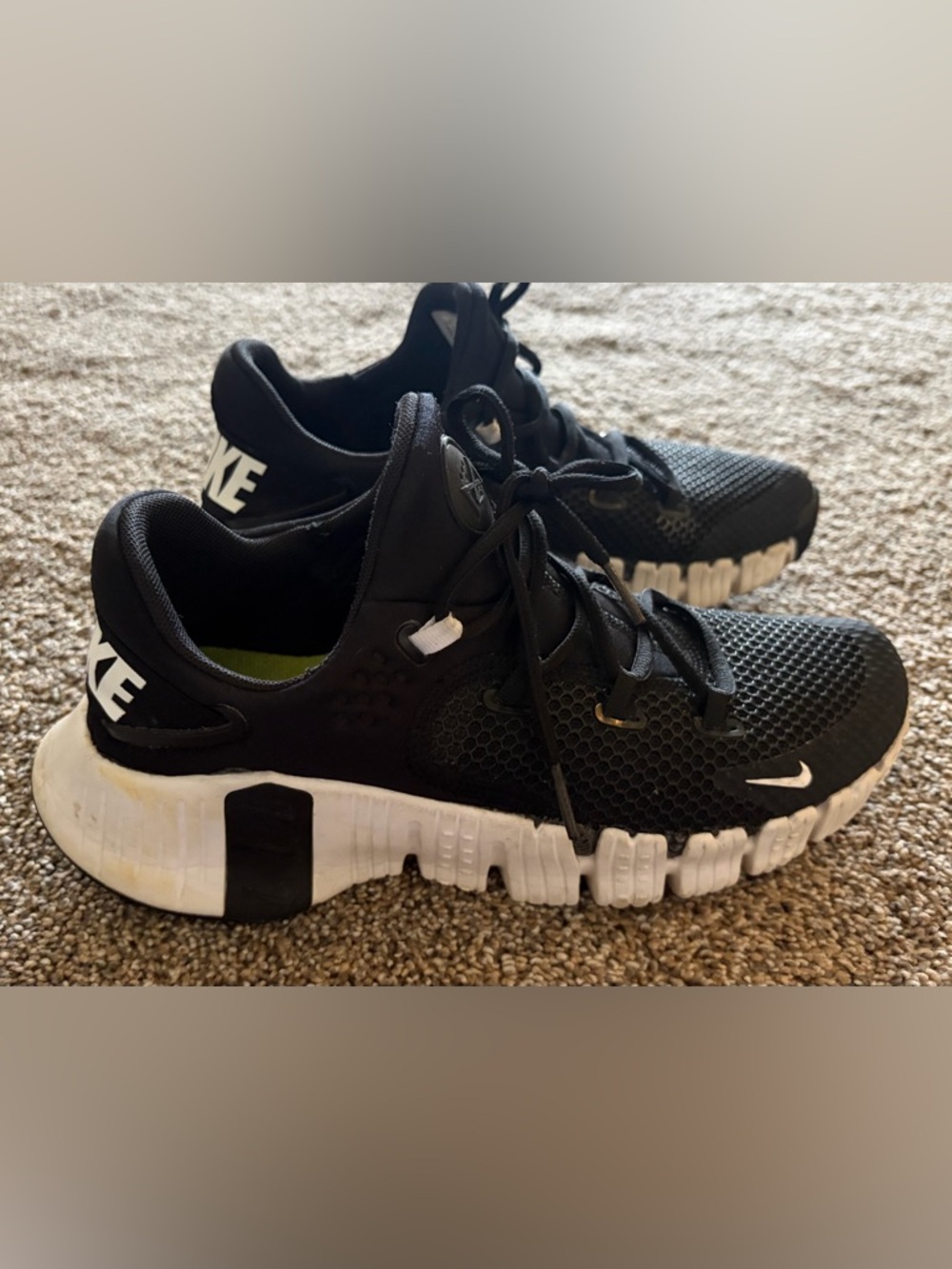 Nike Free Metcon 4 Training Shoes Gym Running Grey Black Sz 9.5